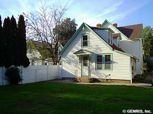 43 Gregory Street Rochester, NY 14620 - Photo 4 of 25 Exterior Back