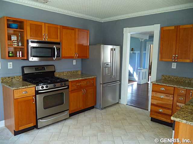 43 Gregory Street Rochester, NY 14620 - Photo 6 of 25 Kitchen