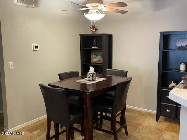 $435,000 | 5744 Oak Bend Lane, Unit 305, Oak Park, CA 91377