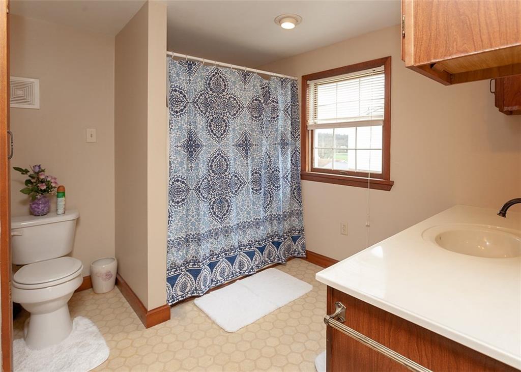206 Independence Street Perryopolis, PA 15473 - Photo 19 of 24 Gallery Image 19