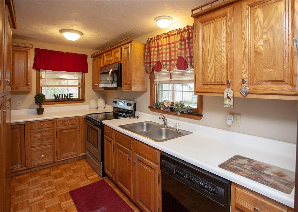 206 Independence Street Perryopolis, PA 15473 - Photo 4 of 24 Gallery Image 4