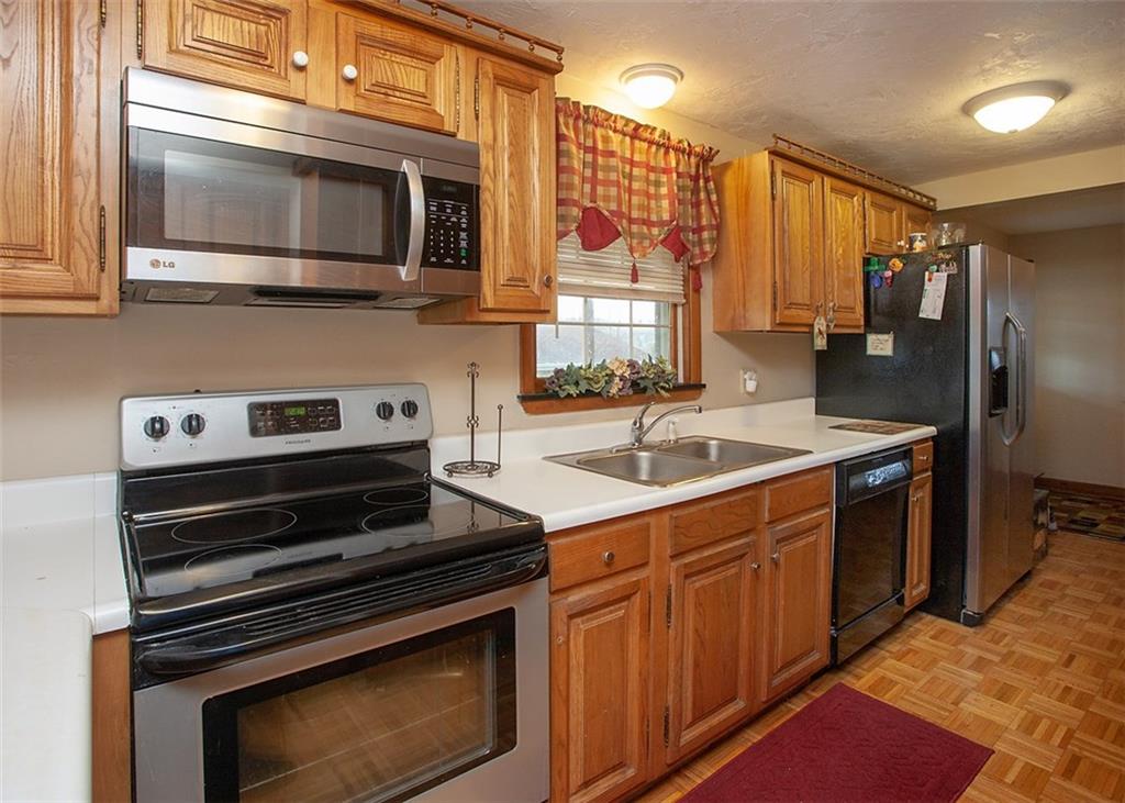 206 Independence Street Perryopolis, PA 15473 - Photo 6 of 24 Gallery Image 6