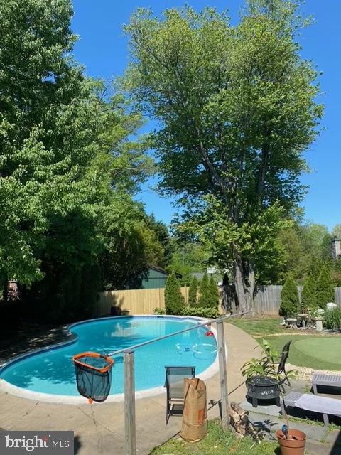 6914 Chelsea Road McLean, VA 22101 - Photo 10 of 12 Incredible view & Privacy