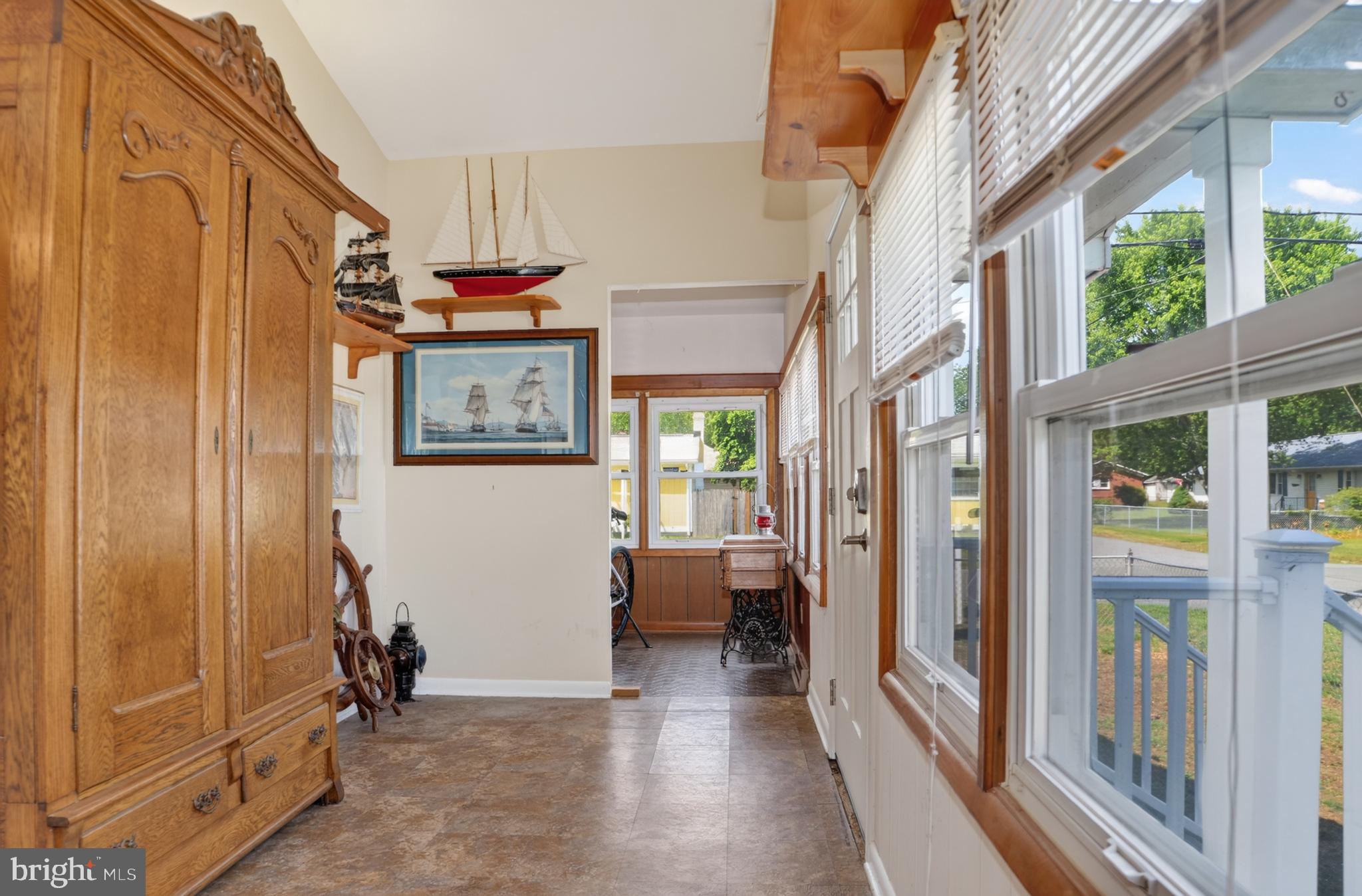 38 4th Street Colonial Beach, VA 22443 - Photo 2 of 29