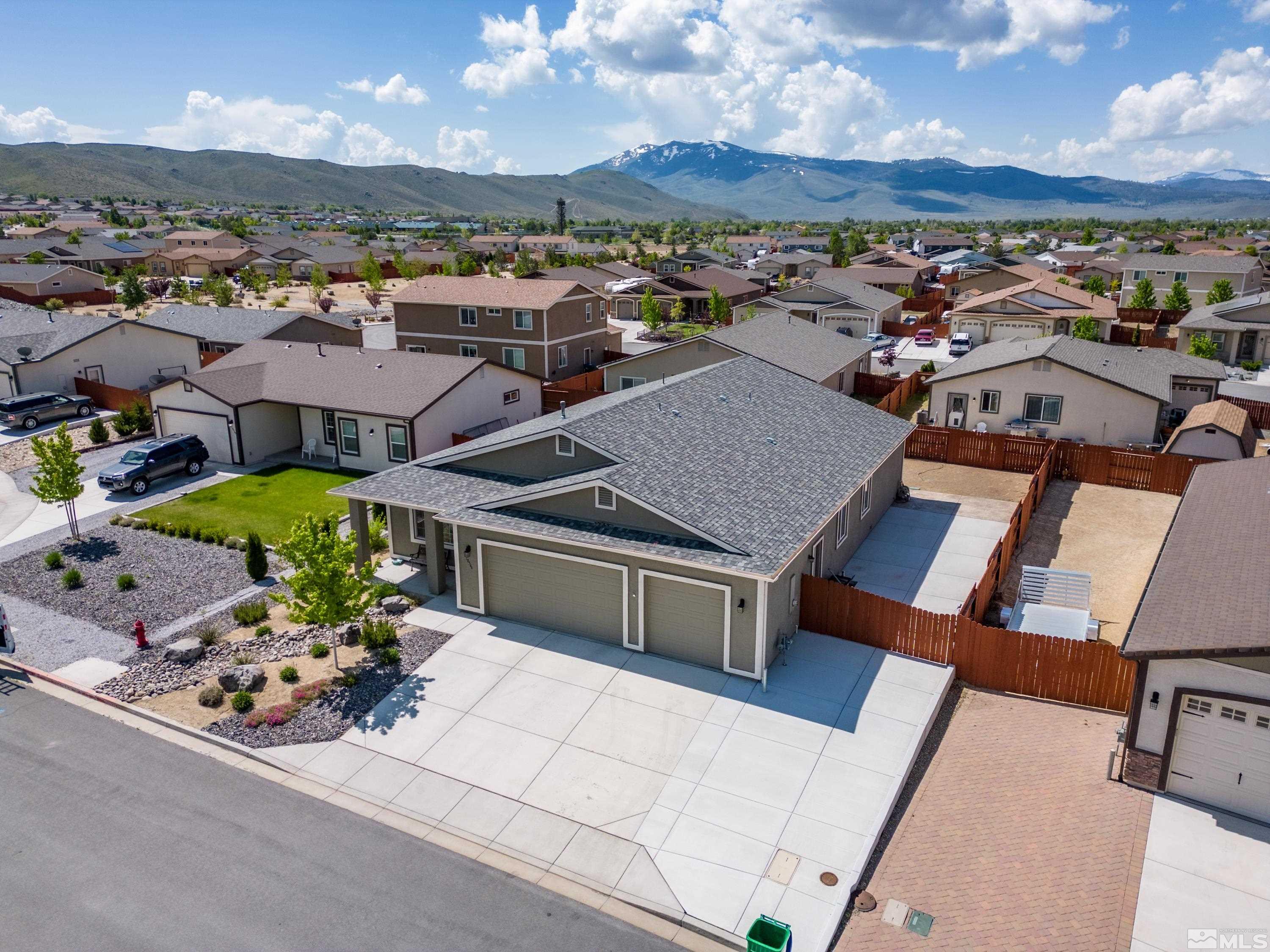 18544 Winter Hazel Court Reno, NV 89508 - Photo 2 of 19 Photo 2
