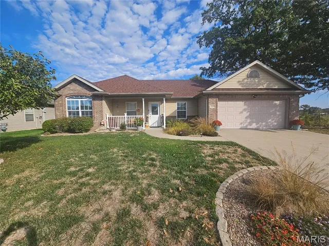 $274,000 | 5909 Webster Groves Road, Columbia, MO 65202