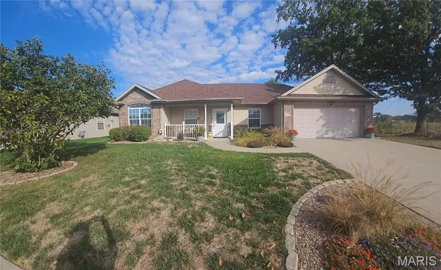 $274,000 | 5909 Webster Groves Road, Columbia, MO 65202