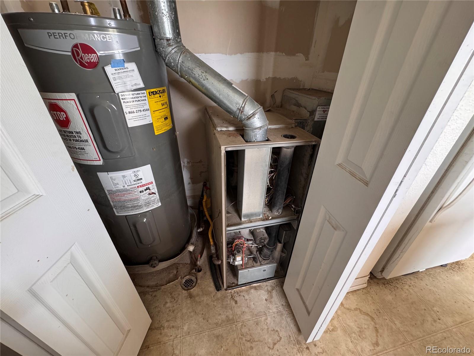 38423 County Road 166 Agate, CO 80101 - Photo 17 of 28 a view of a hallway with furniture and a window