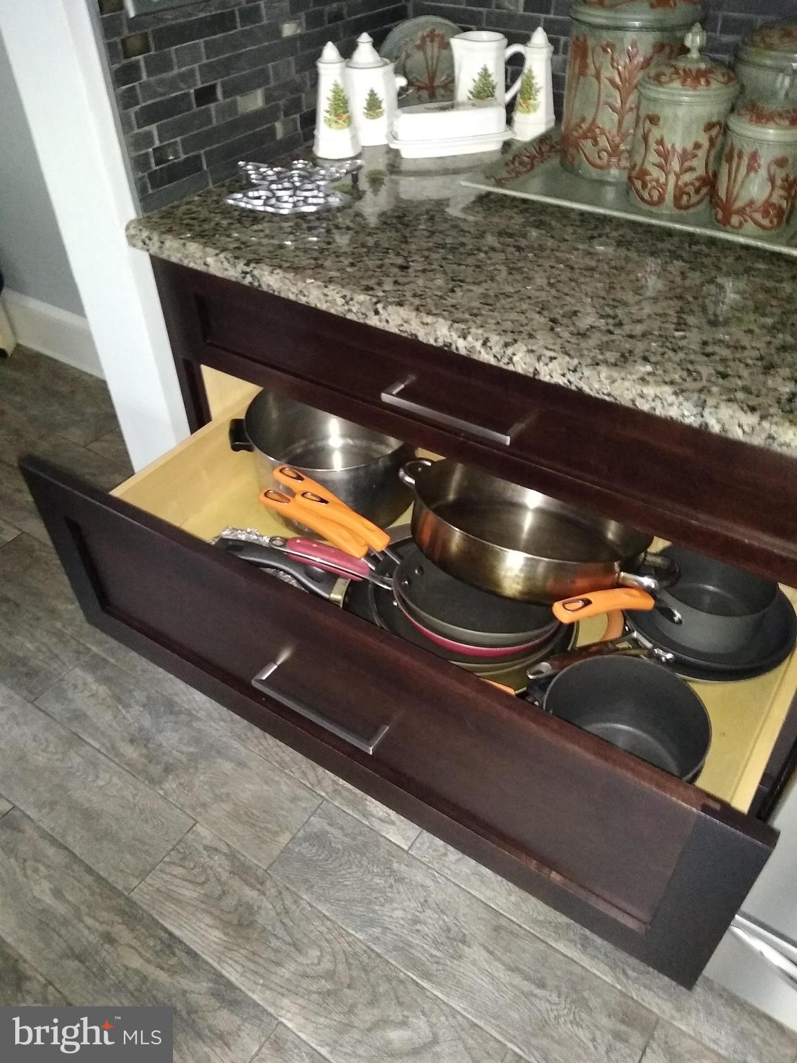 832 Roberts Road Warminster, PA 18974 - Photo 16 of 41 Over-sized drawer bases