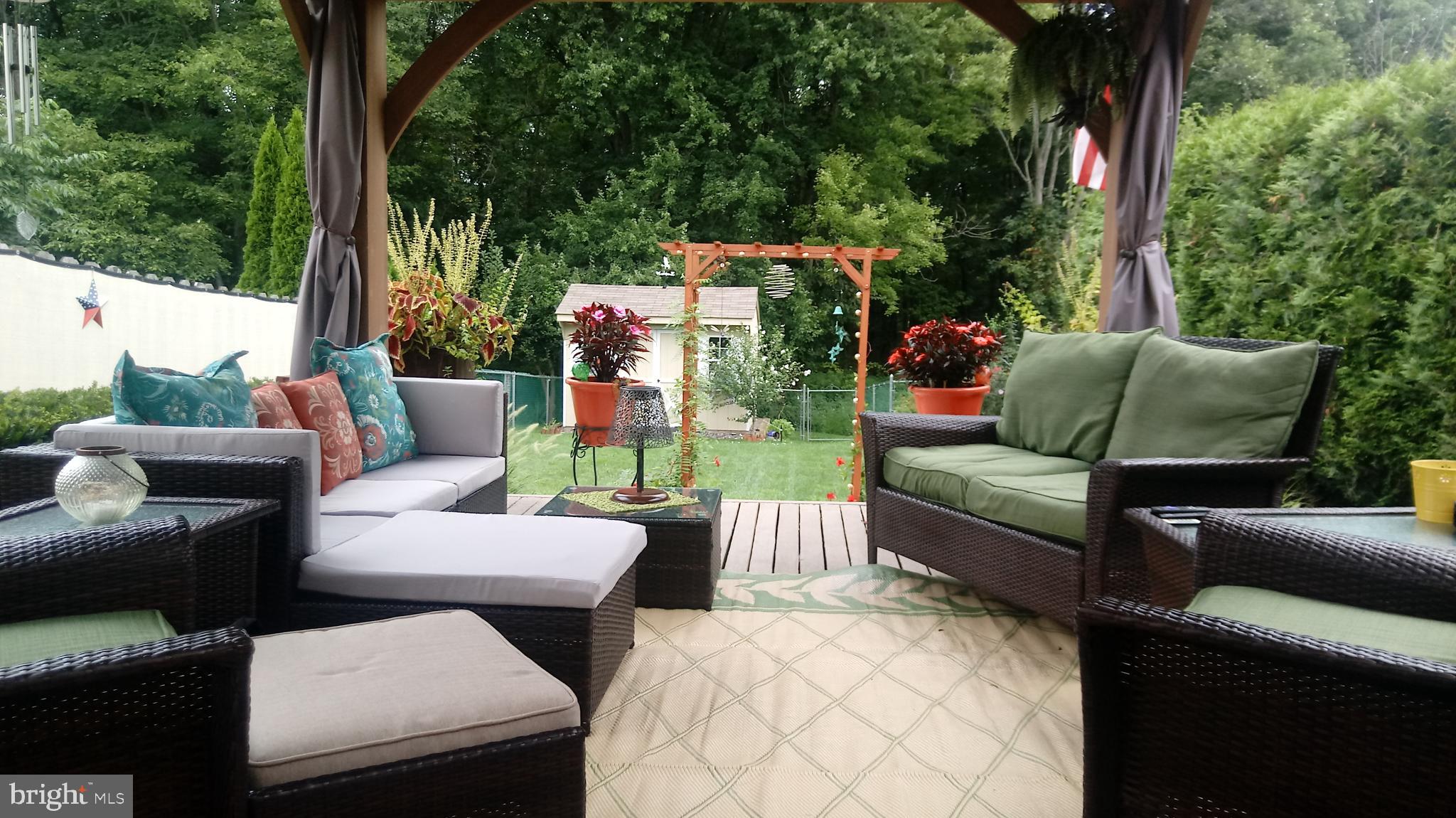 832 Roberts Road Warminster, PA 18974 - Photo 3 of 41 Covered sitting area