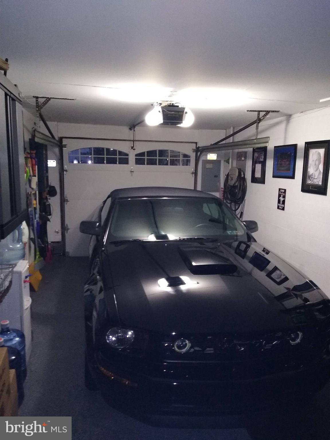 832 Roberts Road Warminster, PA 18974 - Photo 39 of 41 1 car garage