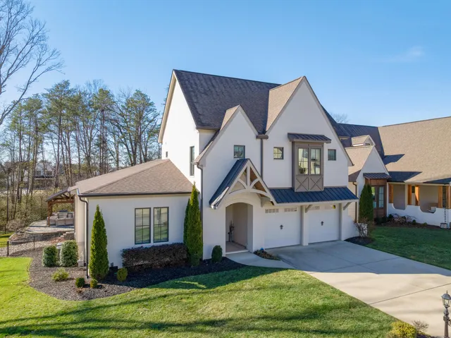 $965,000 | 9550 Wolf Creek Trail, Ooltewah, TN 37363