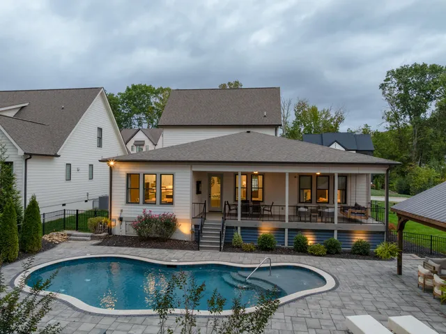 $1,050,000 | 9550 Wolf Creek Trail, Ooltewah, TN 37363