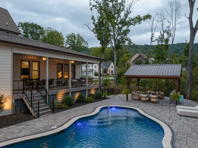 $1,050,000 | 9550 Wolf Creek Trail, Ooltewah, TN 37363
