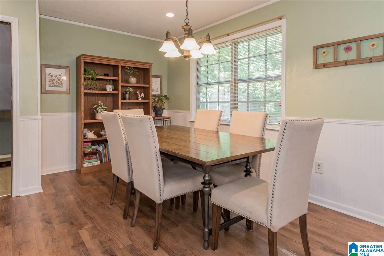509 Canterbury Road Pelham, AL 35124 - Photo 4 of 37