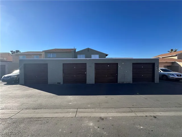 $1,350 | 5227 Greene Lane, Unit A, Las Vegas, NV 89119
