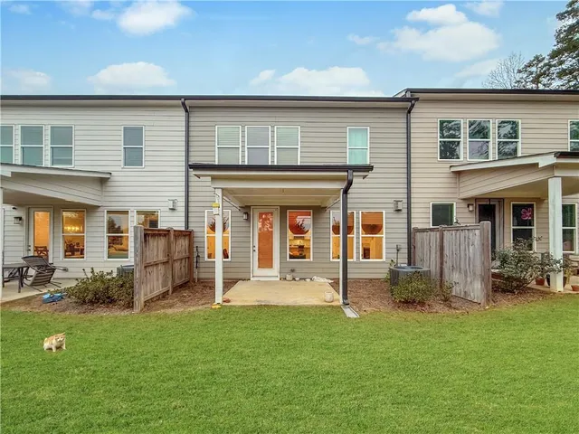 $2,900 | 6030 Stella Drive, Alpharetta, GA 30004