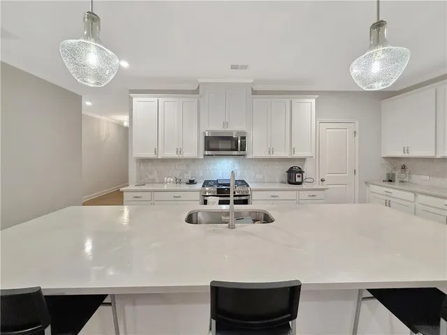 $2,900 | 6030 Stella Drive, Alpharetta, GA 30004