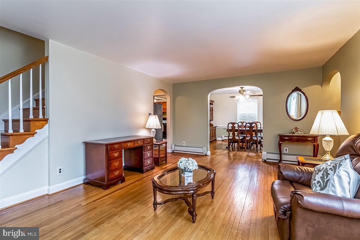 2702 Alden Road Baltimore, MD 21234 - Photo 7 of 34 Gallery Image 7