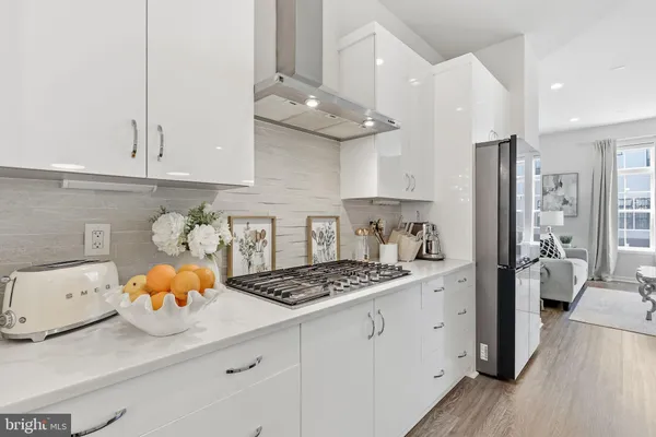 $1,399,000 | 7509 Sawyer Farm Way, Unit 2002, McLean, VA 22102