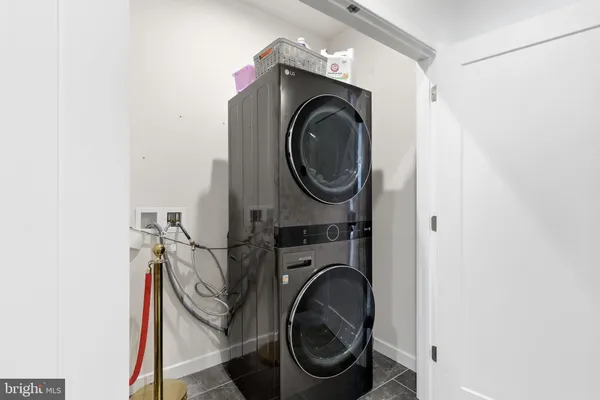 $1,399,000 | 7509 Sawyer Farm Way, Unit 2002, McLean, VA 22102