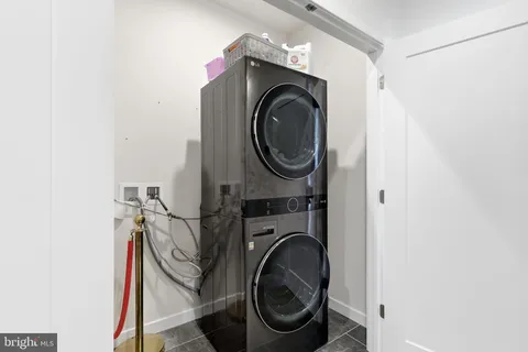 $1,399,000 | 7509 Sawyer Farm Way, Unit 2002, McLean, VA 22102