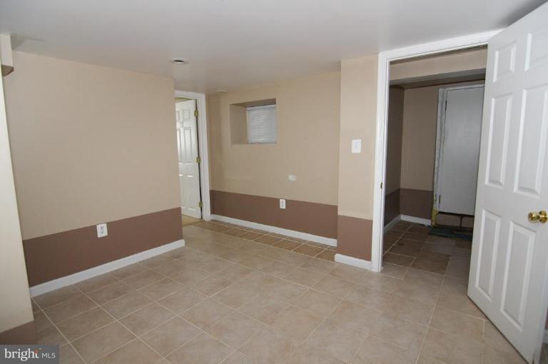 1542 Chain Bridge Road McLean, VA 22101 - Photo 16 of 22 Dining area on lower level