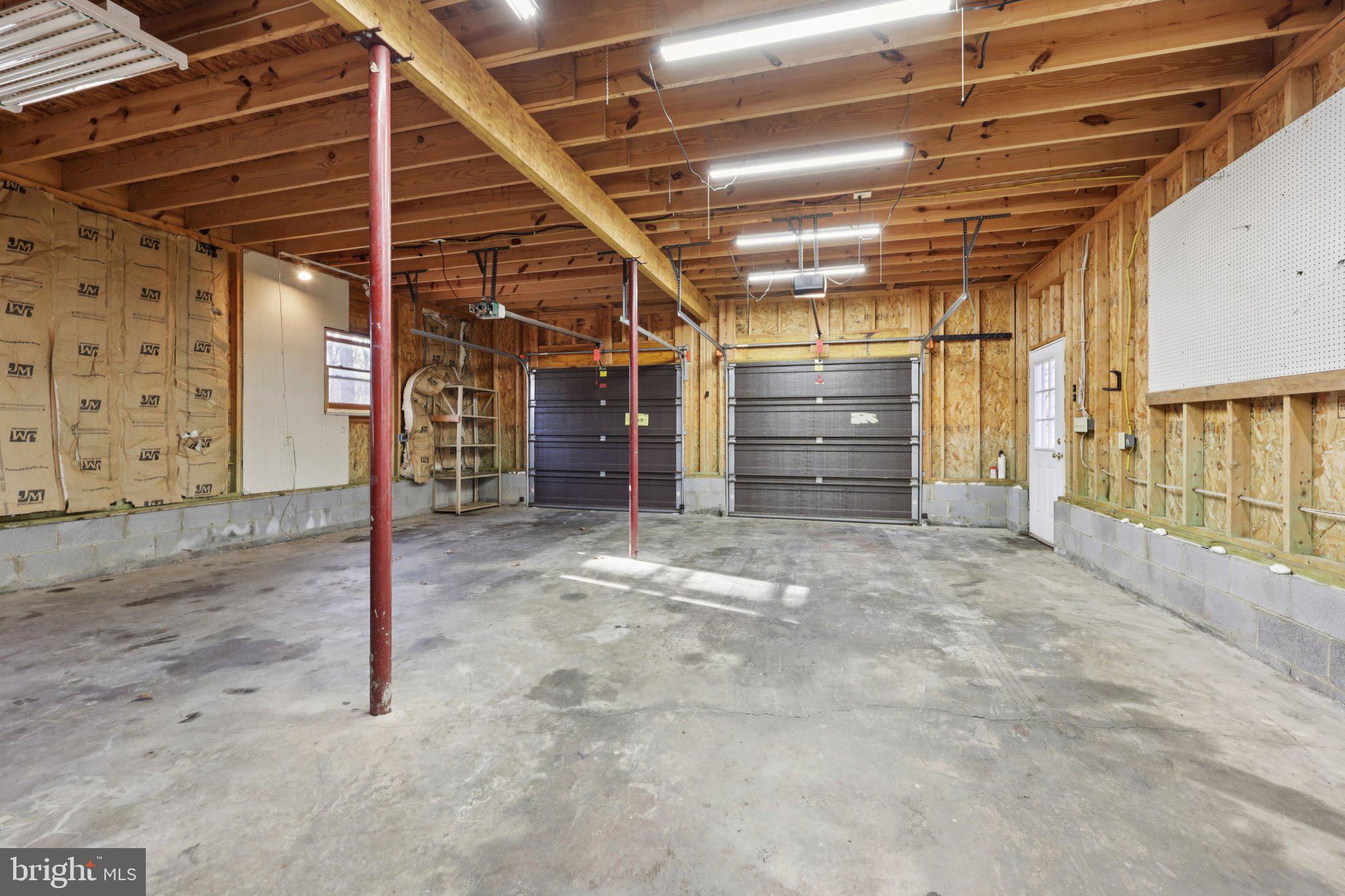 13445 Blackwells Mill Road Goldvein, VA 22720 - Photo 60 of 95 a view of room with walk in closet