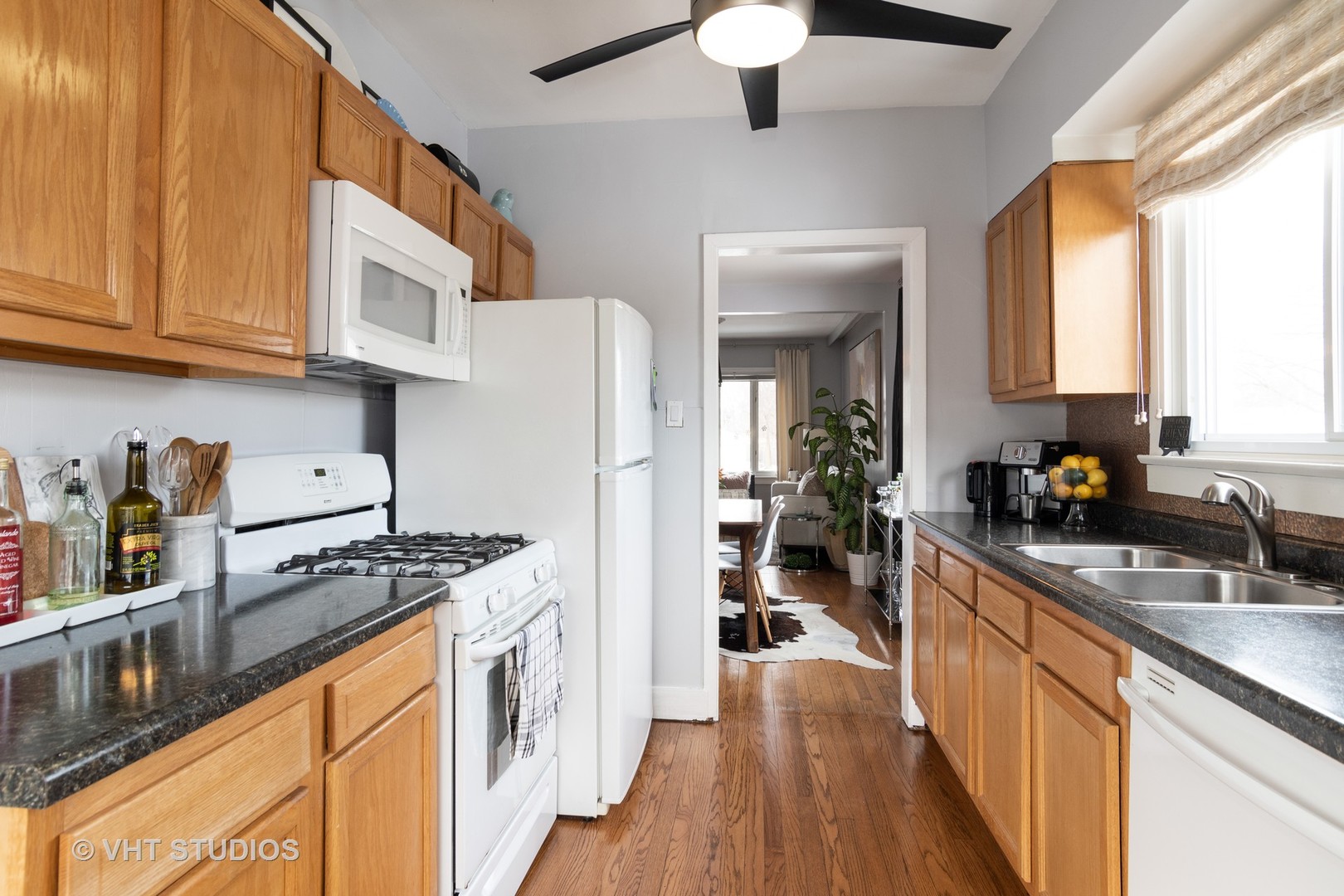 5427 Cumnor Road Downers Grove, IL 60515 - Photo 5 of 12