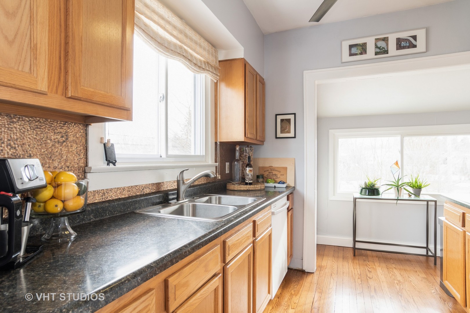 5427 Cumnor Road Downers Grove, IL 60515 - Photo 6 of 12