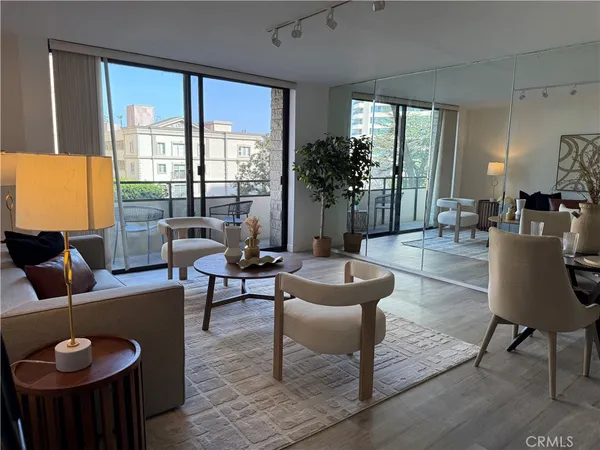 $4,495 | 10535 Wilshire Boulevard, Unit 612, Los Angeles, CA 90024