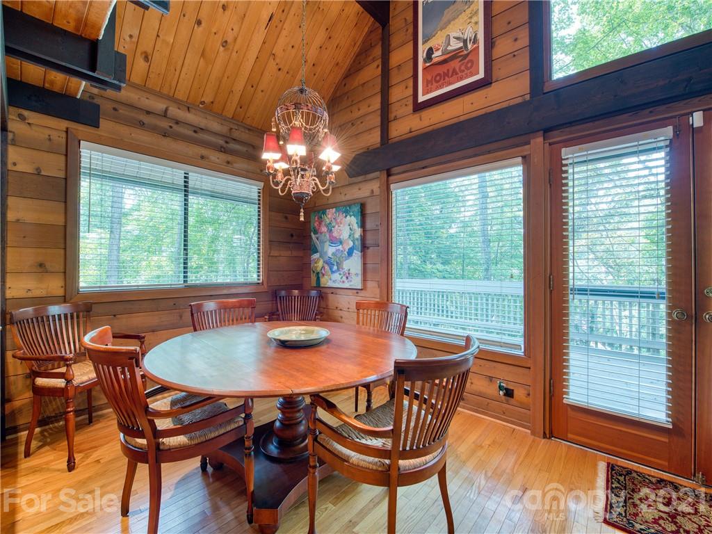65 Ridge Road Waynesville, NC 28786 - Photo 16 of 36 Gallery Image 16