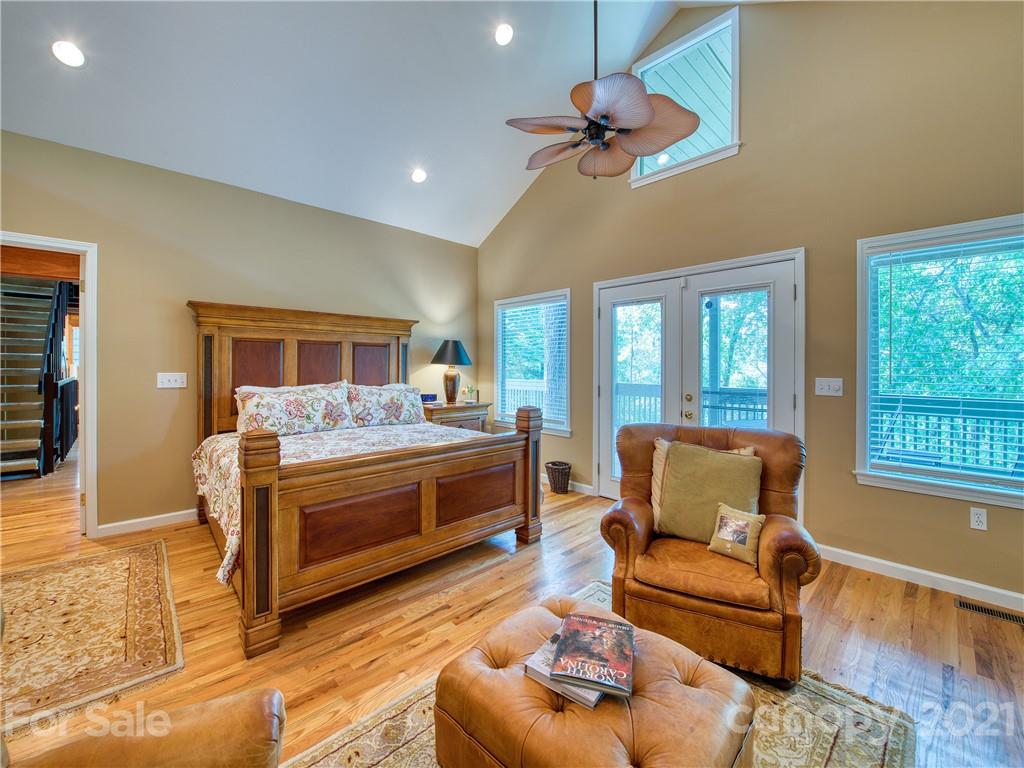 65 Ridge Road Waynesville, NC 28786 - Photo 17 of 36 Gallery Image 17