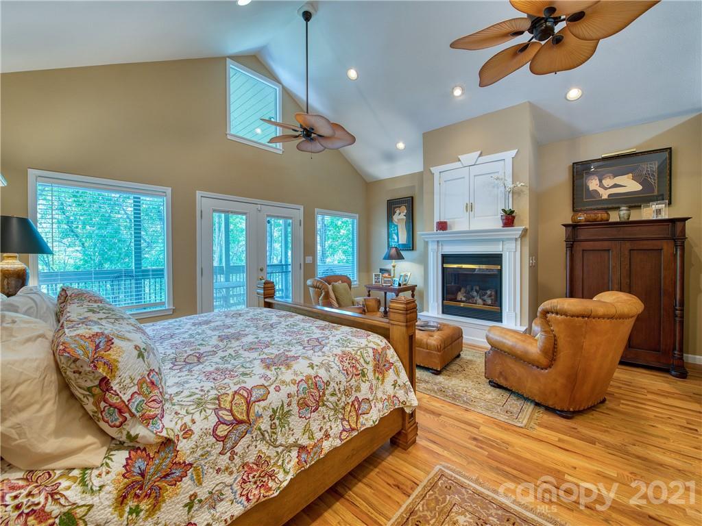 65 Ridge Road Waynesville, NC 28786 - Photo 19 of 36 Gallery Image 19