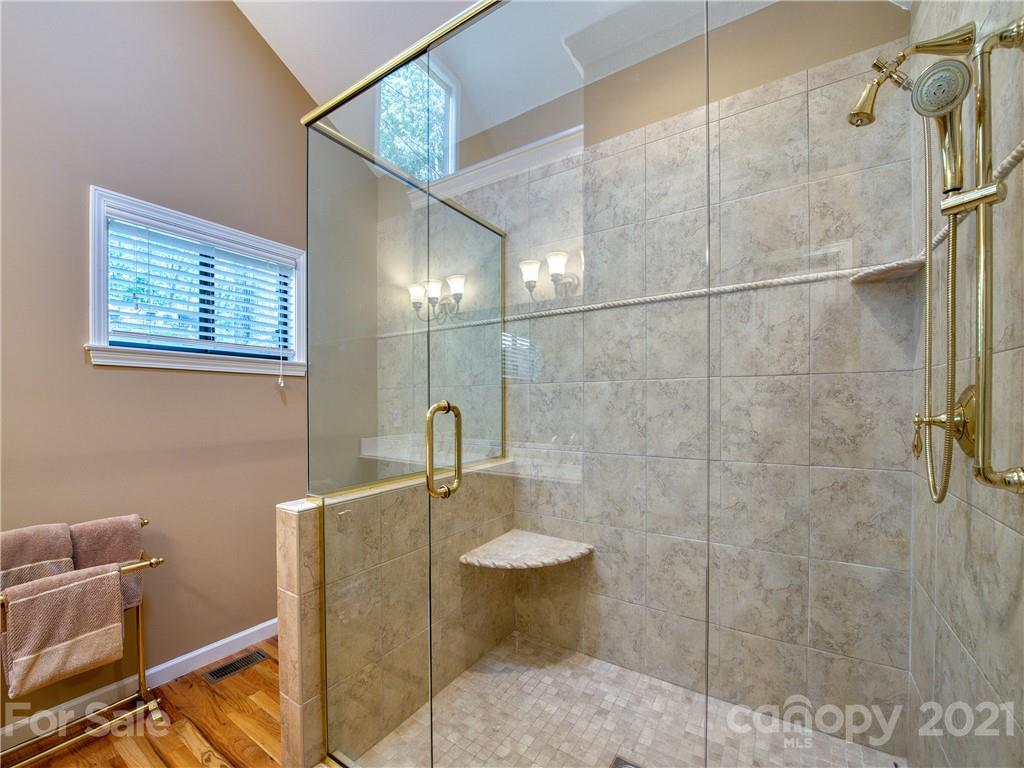 65 Ridge Road Waynesville, NC 28786 - Photo 21 of 36 Gallery Image 21