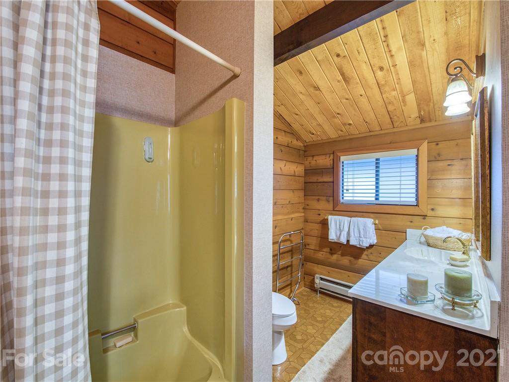 65 Ridge Road Waynesville, NC 28786 - Photo 32 of 36 Gallery Image 32