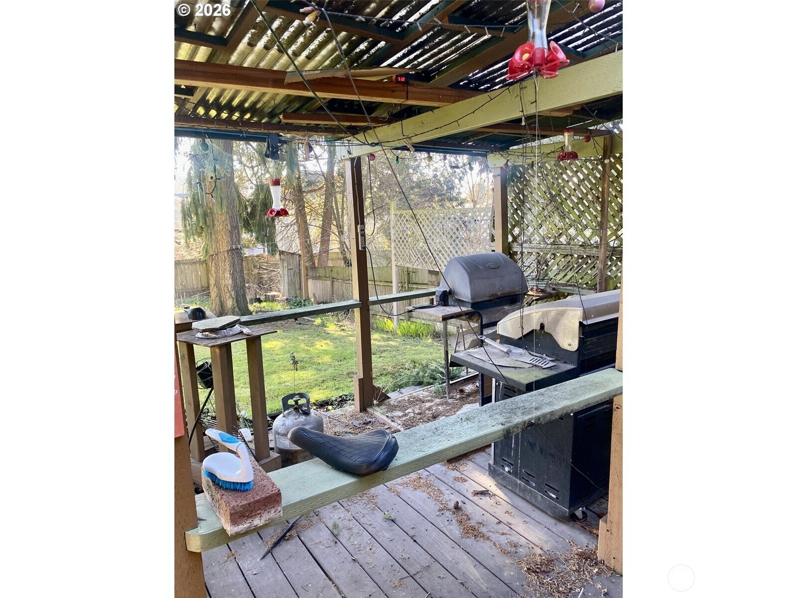 101 Northwest 107th Street Vancouver, WA 98685 - Photo 20 of 27 a living room with large windows