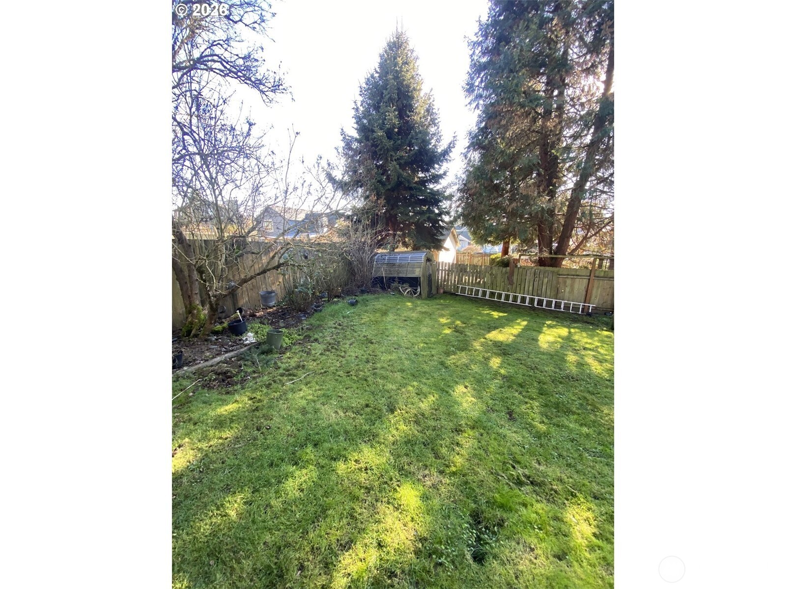 101 Northwest 107th Street Vancouver, WA 98685 - Photo 21 of 27 a backyard of a house with lots of green space
