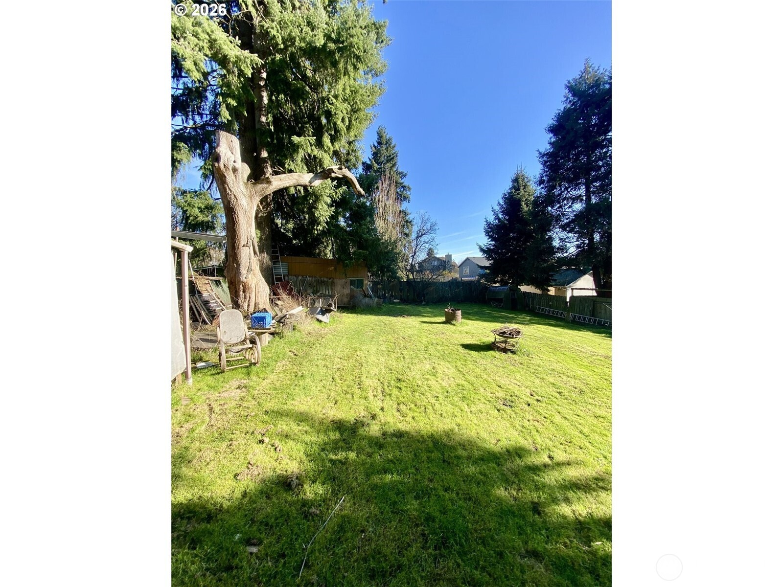 101 Northwest 107th Street Vancouver, WA 98685 - Photo 25 of 27 a view of swimming pool from a yard
