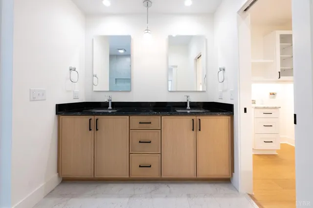 $494,900 | 2340 Virginia Byway, Bedford, VA 24523