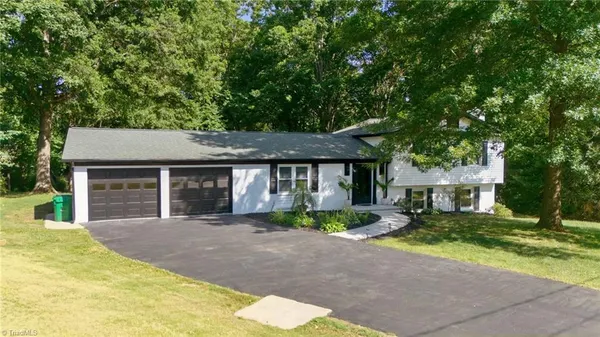 $334,900 | 118 Hillside Court, King, NC 27021