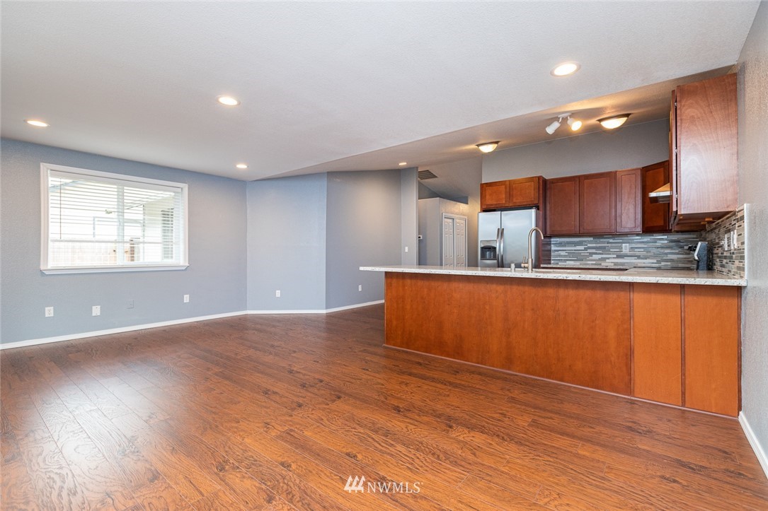 5906 Cherokee Loop Southeast Lacey, WA 98513 - Photo 6 of 23 Gallery Image 6