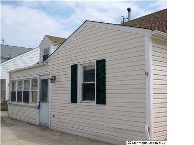 33 Fishermans Road Lavallette, NJ 08735 - Photo 1 of 2 Primary Photo