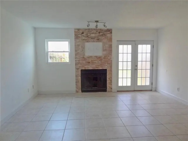 $87,500 | 1600 Marseille Drive, Unit 31, Laplace, LA 70068