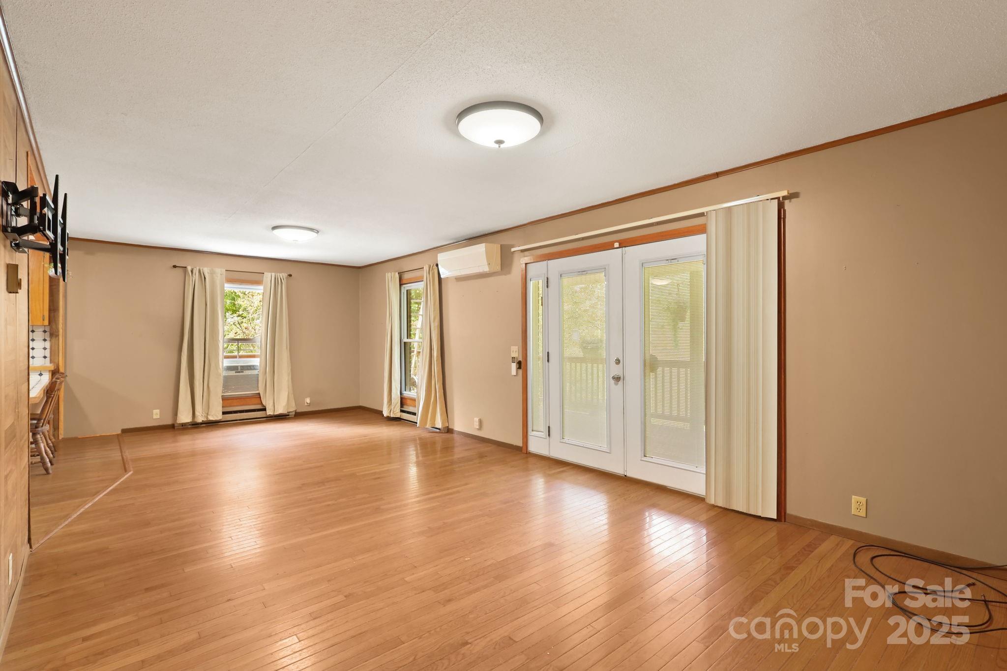 5110 Old Linville Road Marion, NC 28752 - Photo 12 of 48 Gallery Image 12