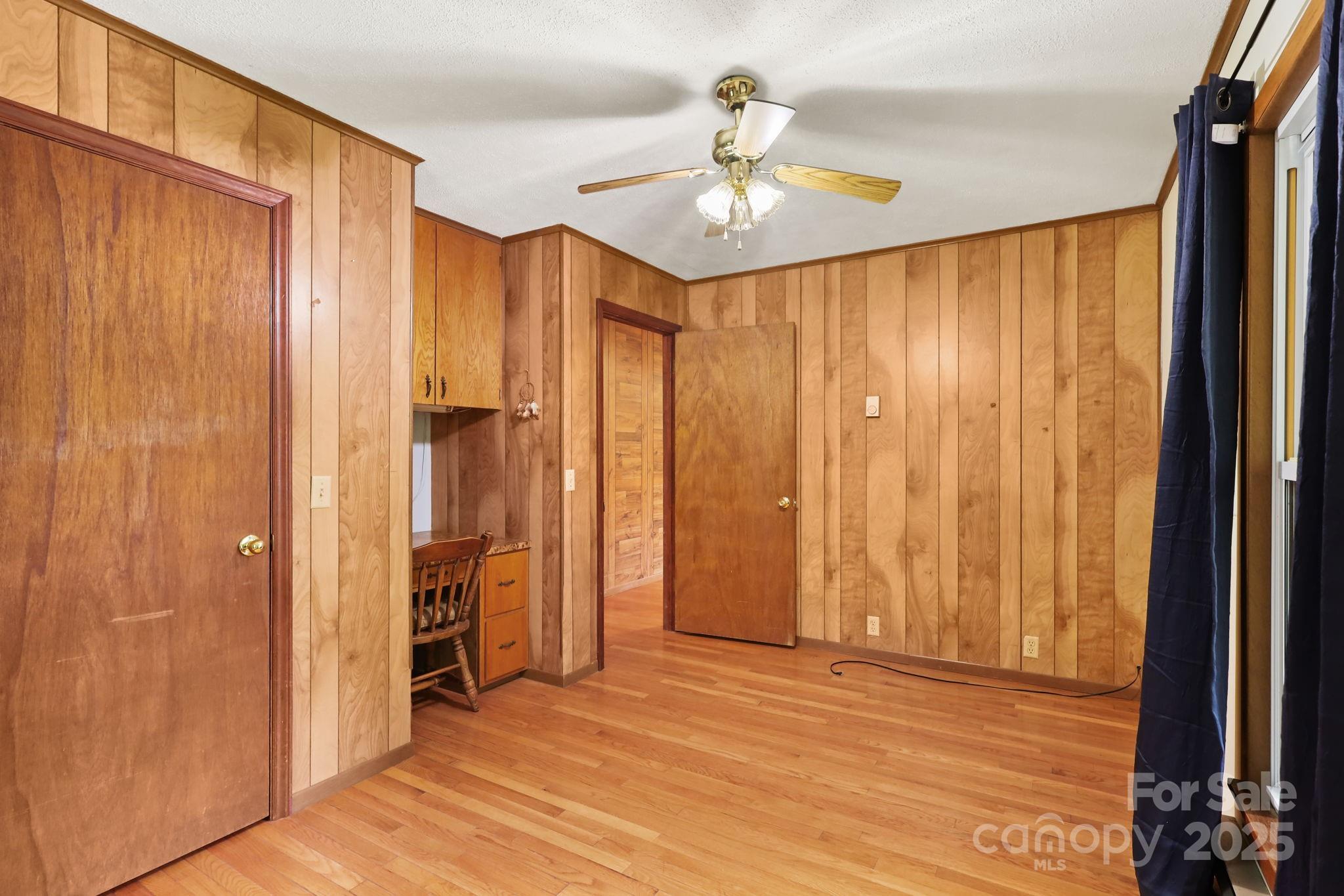 5110 Old Linville Road Marion, NC 28752 - Photo 17 of 48 Gallery Image 17