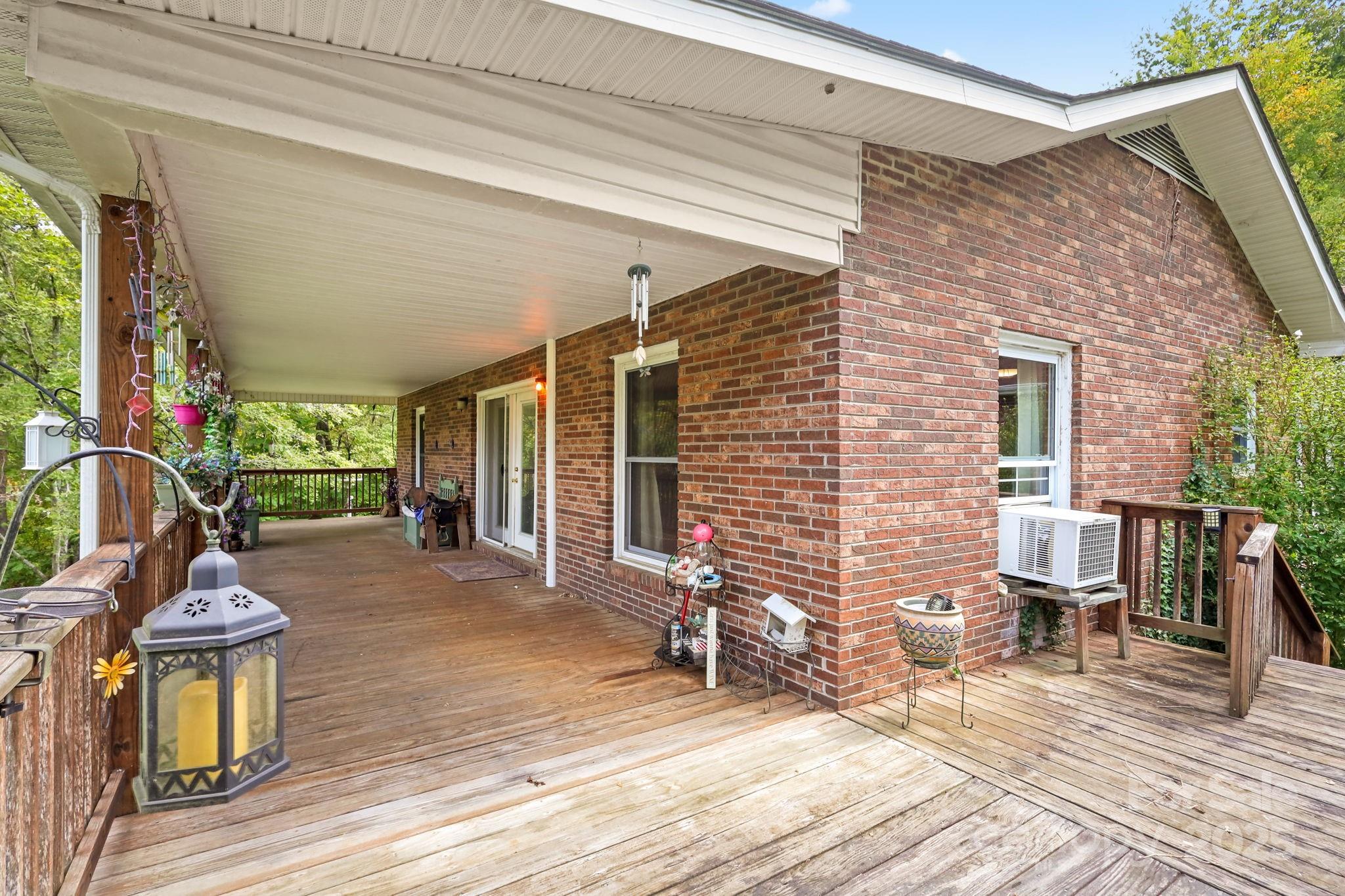 5110 Old Linville Road Marion, NC 28752 - Photo 37 of 48 Gallery Image 37