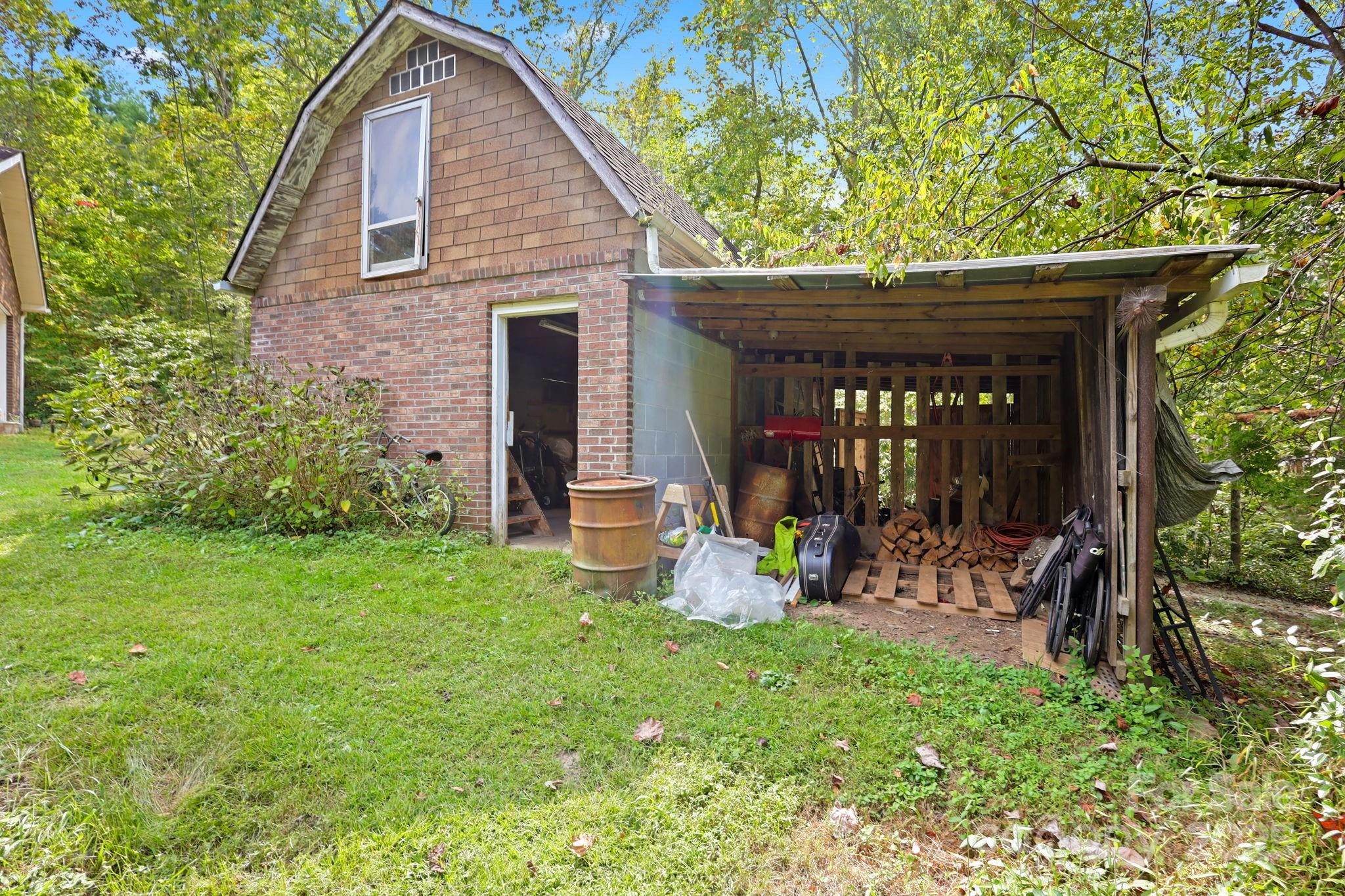 5110 Old Linville Road Marion, NC 28752 - Photo 44 of 48 Gallery Image 44