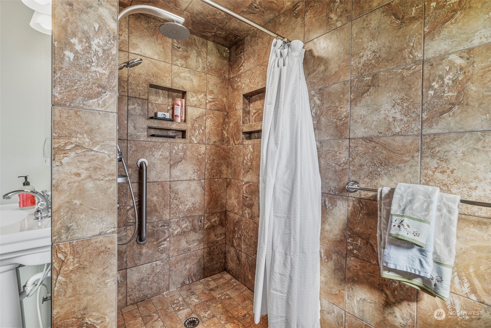 203 South Welcome Slough Road Cathlamet, WA 98612 - Photo 20 of 40 Gallery Image 20