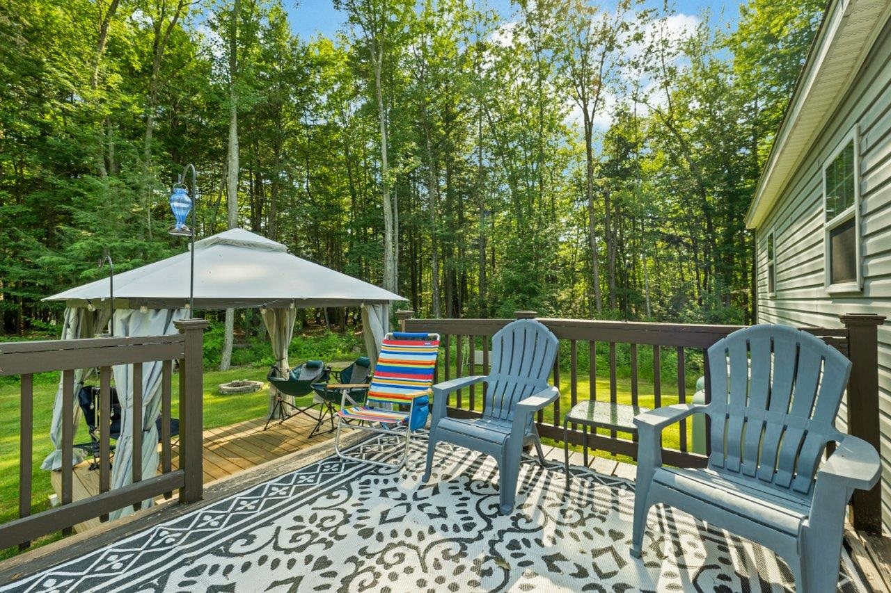 954 Ten Rod Road Farmington, NH 03835 - Photo 9 of 32